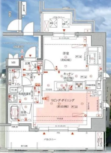 ジオ四谷三栄町 7階