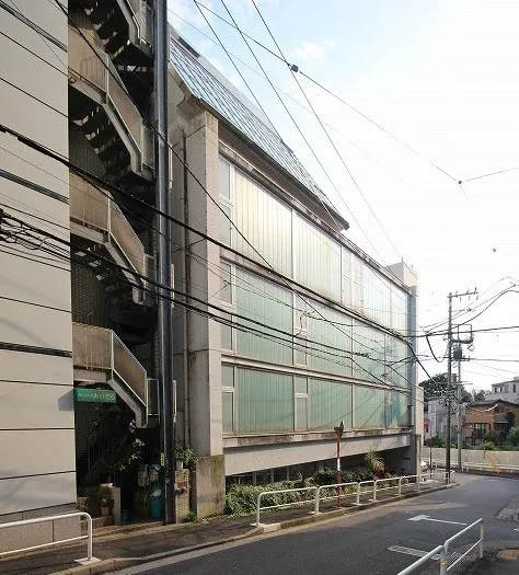 南青山スタジオフラット